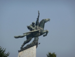 chollima-statue