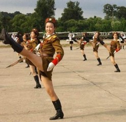 north_korean_army_babes_md